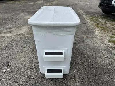 Used 2025 VERSALIFT 32200-6 Construction Equipment Parts Florida US | Truck and Van Outlet #1574056