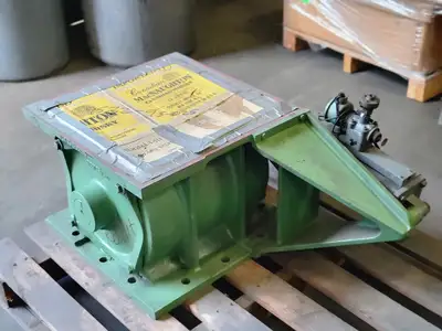 Rotary Airlock Valve P56-B1635 w/ control valve