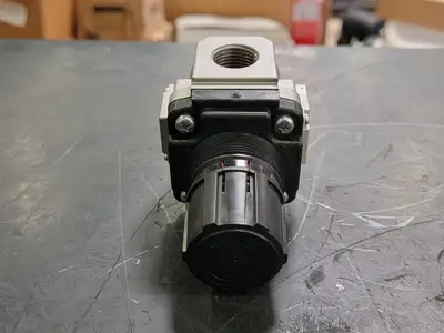 NEW SMC AR40-F04