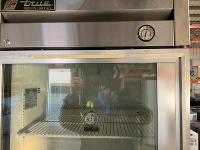 Used TRUE MFG. T-23G ONE SECTION GLASS DOOR REACH-IN REFRIGERATOR Display Refrigerators Michigan US | Miedema Asset Management Group #1580092