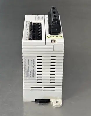 Keyence SL-R11 Safety Control Unit 24 VDC 150mA (BIN4.4.4)