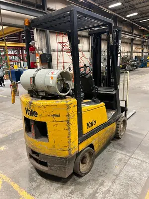 Used 2001 _UNKNOWN_ _UNKNOWN_ Liquid Propane Forklifts Virginia US | Myron Bowling Auctioneers Inc #1561901