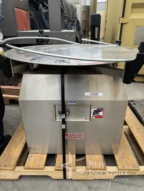 Used PREFERRED PACKAGING _UNKNOWN_ Accumulation Tables | Star Industries #1253771