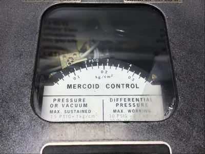 Mercoid Control PGW-153-P2 Gas Pressure/Differential Pressure Switch 120/240C AC/DC