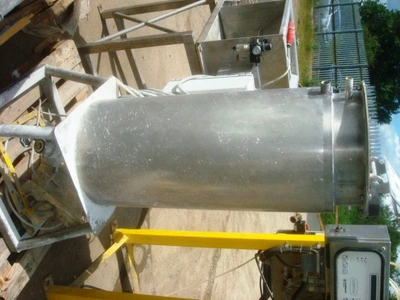 110L S/S Vert Enc Water JKTD Mixer Tank