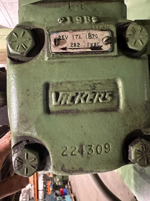 VICKERS 25V17A1B20 30HP HYDRAULIC SYSTEM
