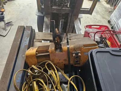 USED 2015 GORBEL 4000 LB FREESTANDING CRANE