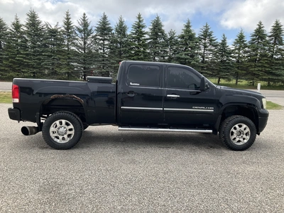 USED 2011 GMC SIERRA 2500