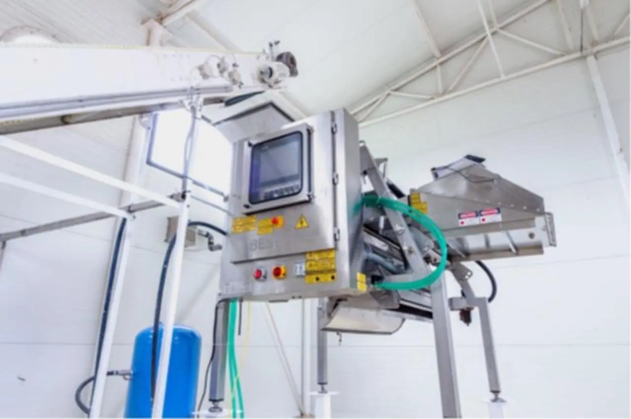 USED 2012 TOMRA BEST HELIUS 1200P