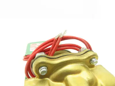 Asco Redhat 8210C93N Solenoid Valve 2-Way 40 PSI 5/8" NPT NC 24VDC