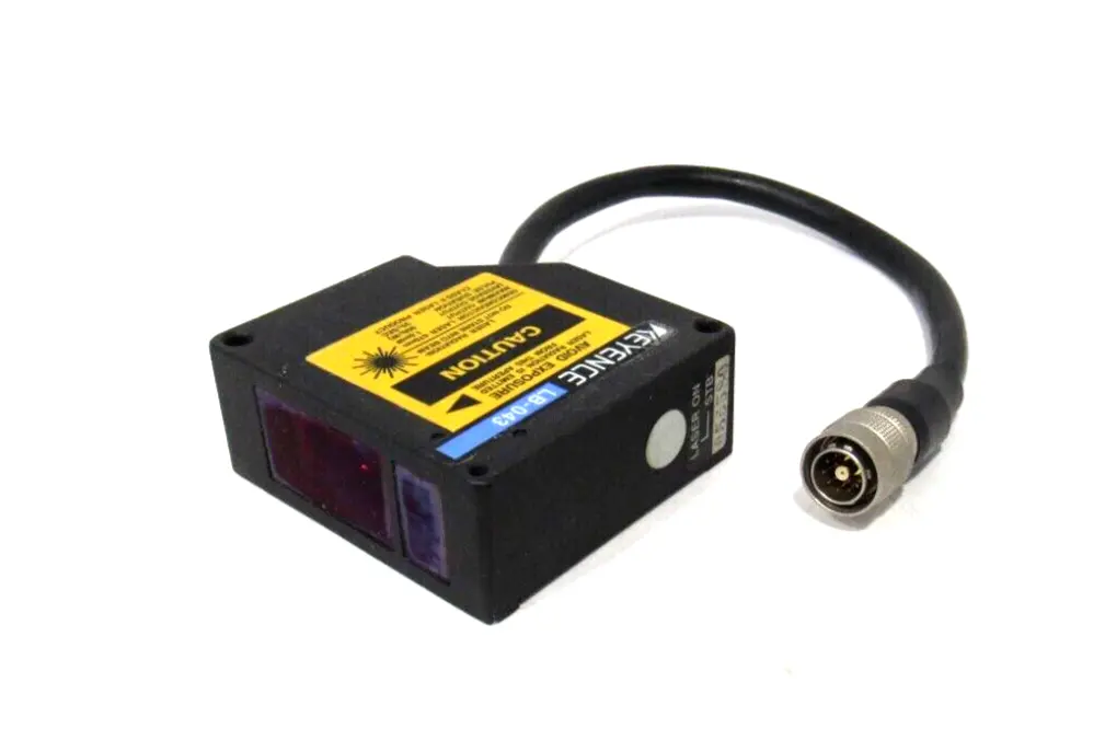 USED KEYENCE LB-043 LASER SENSOR LB-043