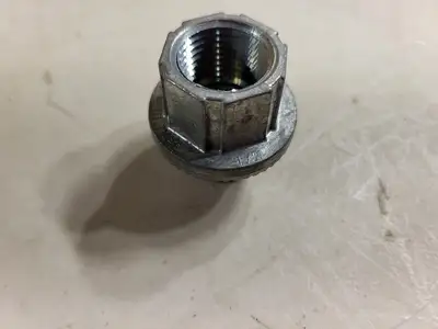NEW THOMAS & BETTS H050GR-C