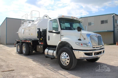 Used 2020 INTERNATIONAL MV Septic/Sewer/Vacuum Trucks Texas US | Roll Off Truck World #1491806