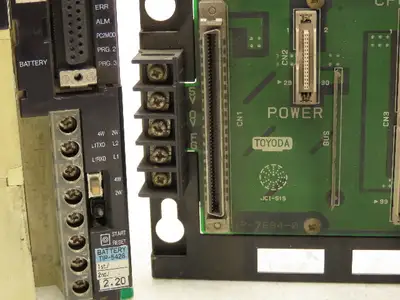 Toyoda THR-2766 Toyopuc PLC 8-slot Chassis Rack CPU Processor I/O Module
