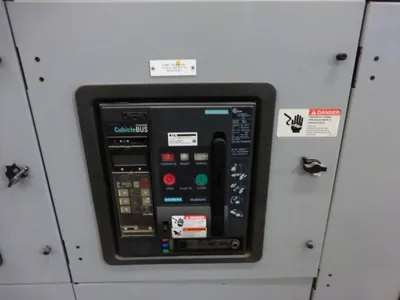 4000 Amp Siemens WL Switchgear, 7 Section, 4000/1600A Breakers,
