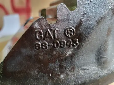 USED CATERPILLAR 8S-0943