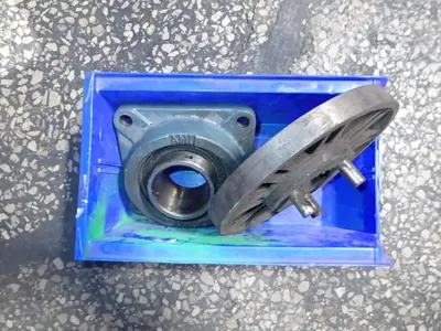 Ami Bearing / Faceplate