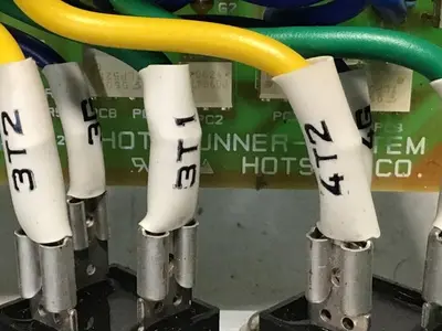 USED HOTSYS HOT-RUNNER SYSTEM
