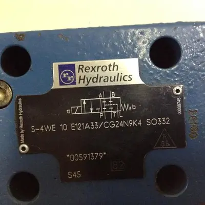 USED REXROTH 54WE10E121A33/CG24N9K4 SO332