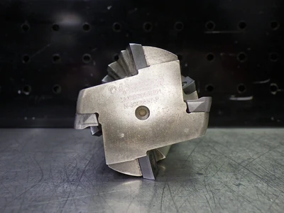 Ingersoll 2" 4 Flute Indexable Milling Cutter 1.25" Shank 23J2B2081R01 (LOC1108C)
