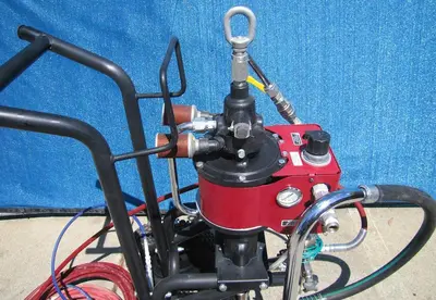 USED TITAN POWRCOAT 730