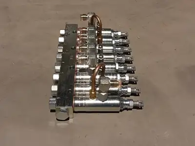 NEW HITACHI 4386614