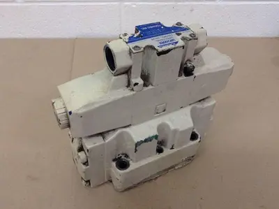USED VICKERS DG4V36CMP7H750JA100