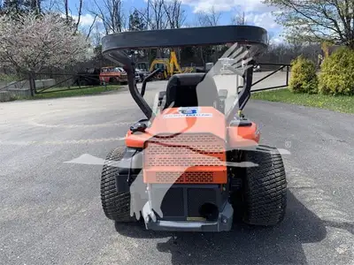USED 2009 KUBOTA ZG227