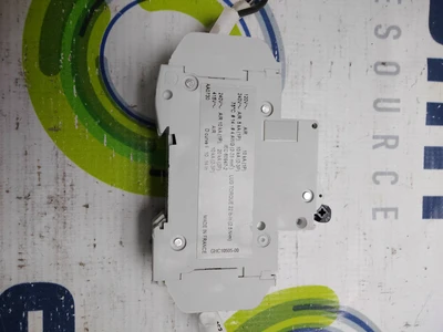MERLIN GERIN D7A MULTI9 C60 2 POLE CIRCUIT BREAKER