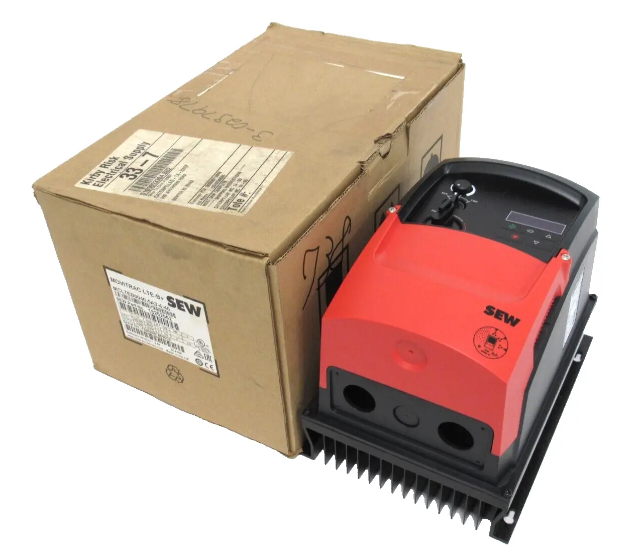 NEW SEW EURODRIVE 18262562 DRIVE 5HP MCLTEB0040-5A3-4-40