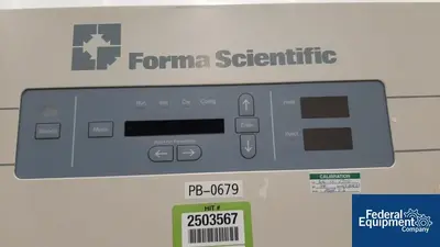 USED Thermo Fisher Scientific Thermo Scientific 3950 Large-Capacity Reach-In CO2 Incubator