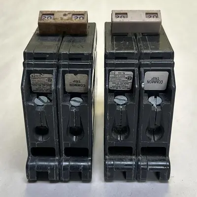 Used CUTLER-HAMMER CH220 Miscellaneous Equipment (Electrical & Power) | Surplus Asset Holdings #1195212