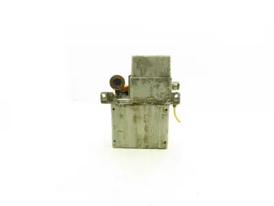 Showa LCB-511C Lubricator Pump 0.1 L/min  1.2 Mpa 100VAC 2L Tank