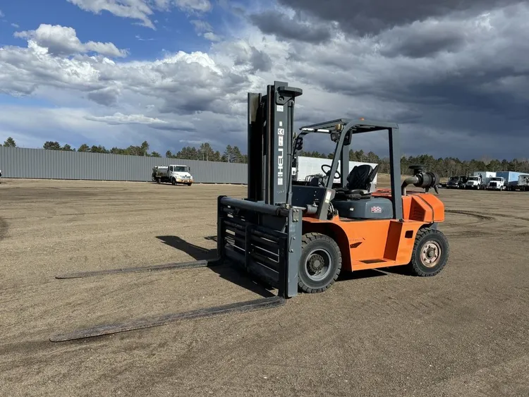 Used 2011 HELI FORKLIFT 2020 SERIES Internal Combustion Forklifts: Pneumatic Tire Minnesota US | Carco Truck & Equipment #1514232