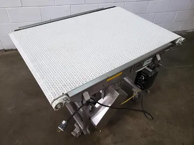 4'4 Straight Conveyor