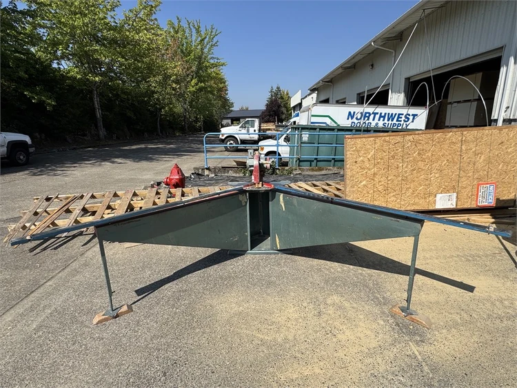 Used CLARY _UNKNOWN_ Miter Saws Oregon US | MachineryMax #1357919