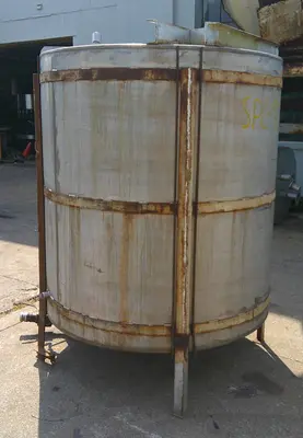 SPC9084  Tank 575 gallon vertical tank, Stainless Steel, flat set of coils in bottom