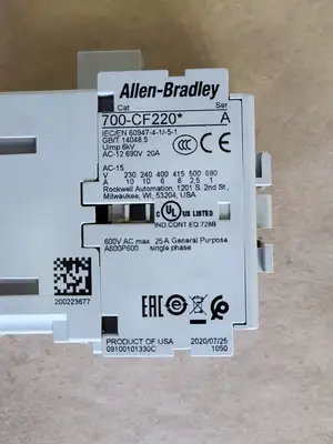 NEW ALLEN-BRADLEY 700-CF220