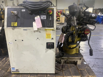 USED FANUC ArcMate 100iBe + R-J3iC