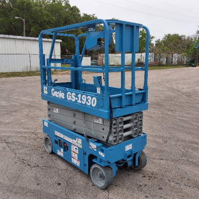 USED 2018 Genie GS-1930