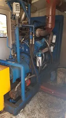 USED SJ PETRO SJ-300 TRIPLEX MUD PUMP