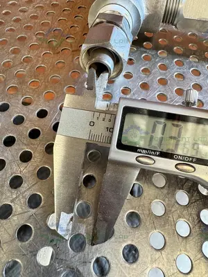 Used DWYER FLOTECHT V6EPS-S-D-1-S FLOW SWITCH W/ CROUSE MINDS LBY25 SA ELBOW Test Equipment - Other California US | Equipment Lab #1427413