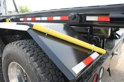 New | in-Stock 2026 MACK GRANITE 64BR Rolloff Trucks Texas US | Roll Off Truck World #1491875