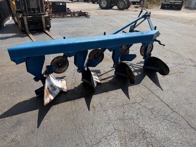 FORD 4 Bottom Plow Plow | County Equipment Company LLC (5)