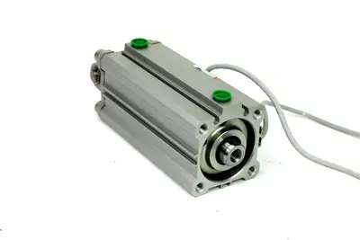 NEW SMC CDQ2D40-75D-A73Z
