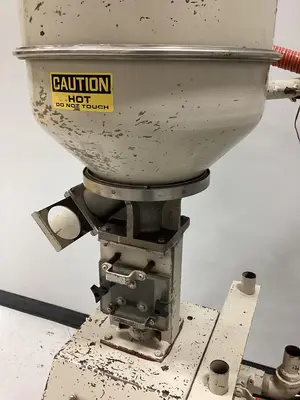 USED CINCINNATI MILACRON DD-60