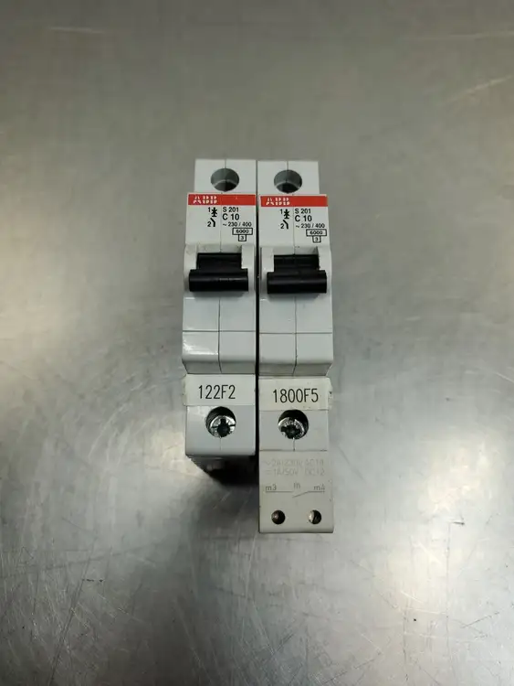 Used ABB S201-C10 Circuit Breaker, 1P, 10A, 230/400VAC Circuit Breakers South Carolina US | Palmetto Automation #1150403