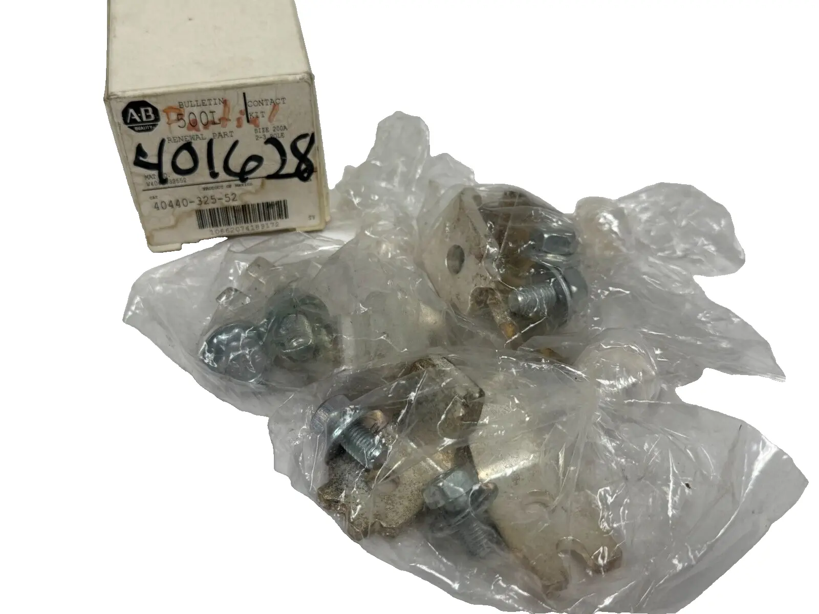 ALLEN BRADLEY 40440-325-52 CONTACT KIT 2-3 POLE 200A *PARTIAL* NEW SURPLUS