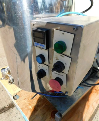 USED HOT POUR FILLER HOT POUR FILLER