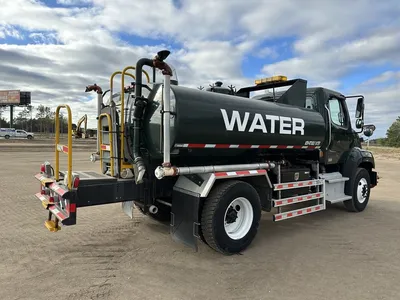 Used 2016 FREIGHTLINER 108SD TANKER Tanker trucks Minnesota US | Carco Truck & Equipment #1514307